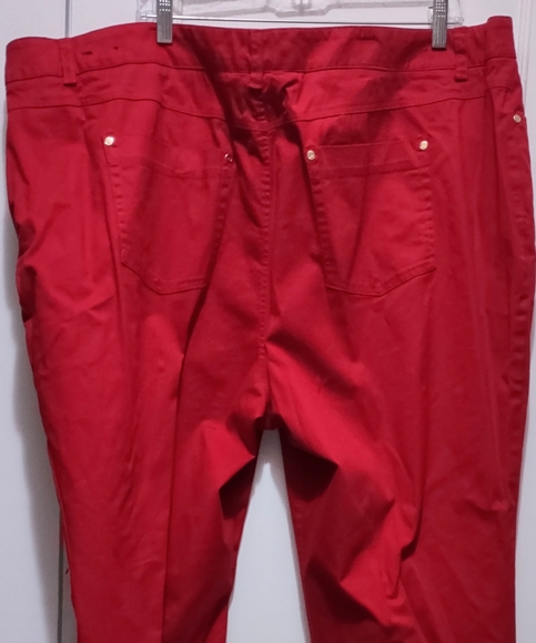 Plus Size Red Pants NWOT - Picture 2 of 12